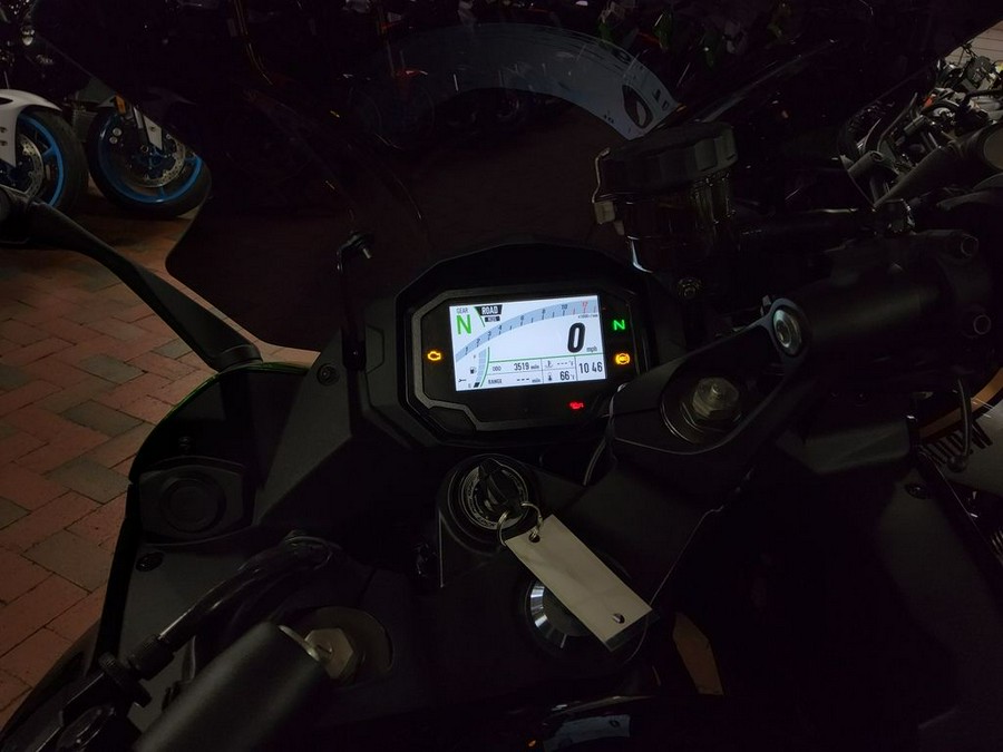 2023 Kawasaki Ninja® 1000SX