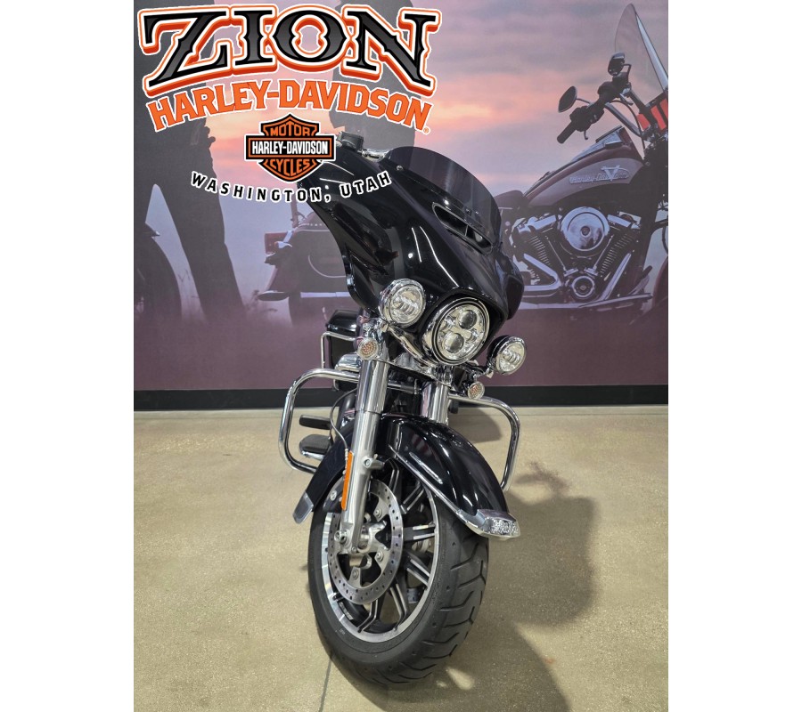 2020 Police Electra Glide Vivid Black - Chrome