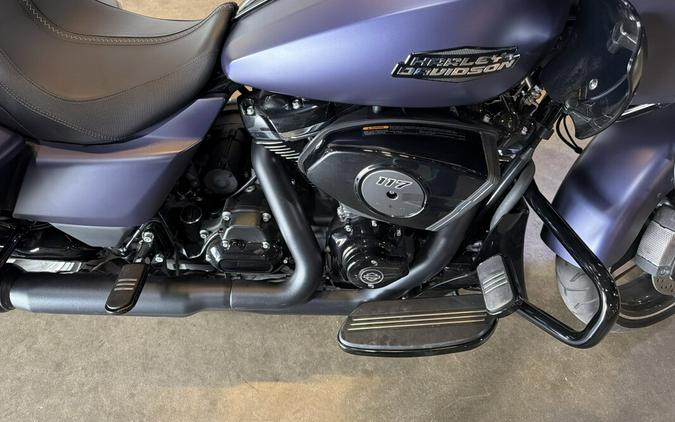 FLTRX 2025 Road Glide™