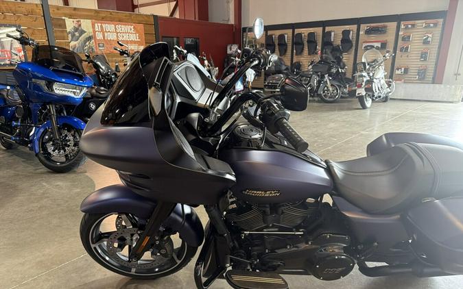 FLTRX 2025 Road Glide™