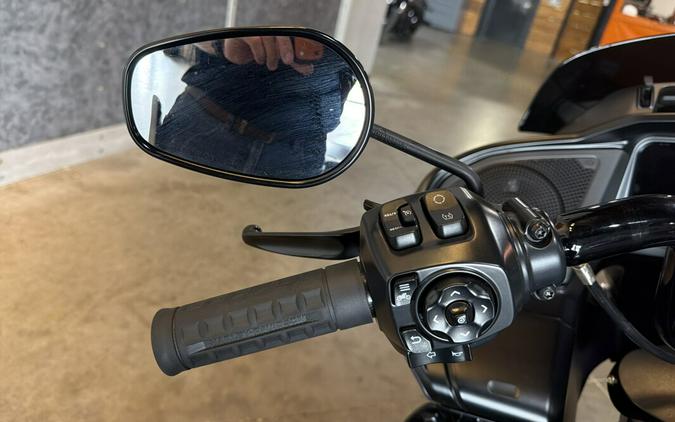 FLTRX 2025 Road Glide™