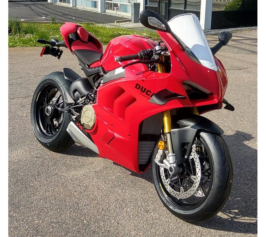 2024 Ducati Panigale V4 S Red