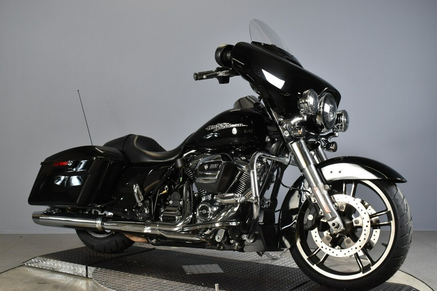 2017 Harley-Davidson Street Glide Special