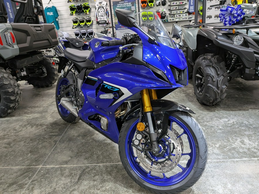 2025 Yamaha YZF-R7