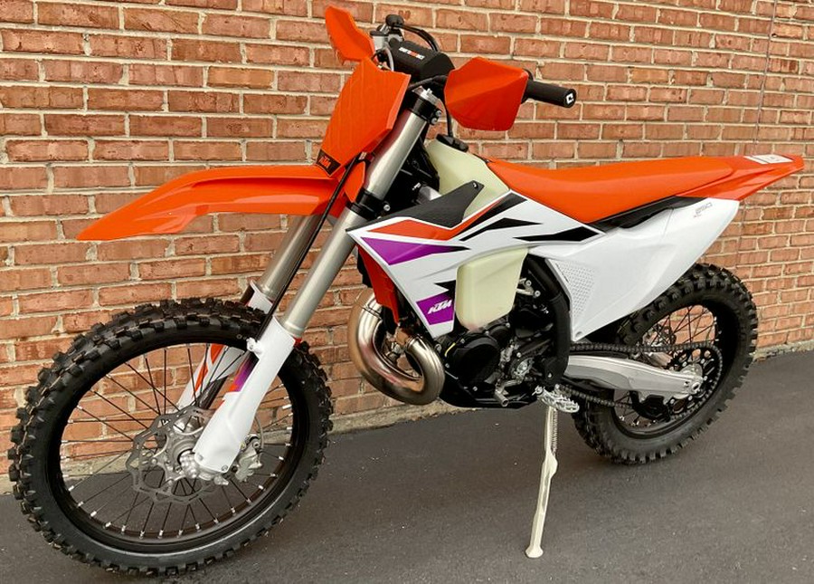 New 2024 KTM 250 XC