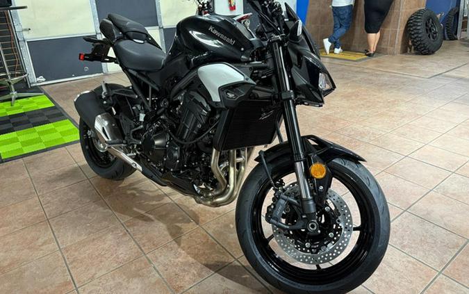 2025 Kawasaki Z900 ABS