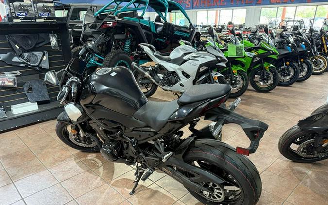 2025 Kawasaki Z900 ABS