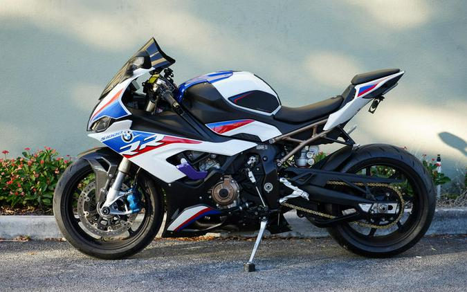 2022 BMW S 1000 RR Light White / Racing Blue / Racing Red
