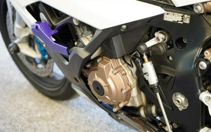 2022 BMW S 1000 RR Light White / Racing Blue / Racing Red