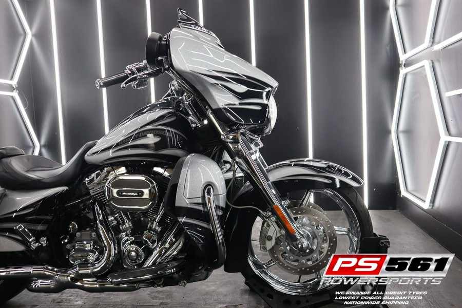 2015 Harley-Davidson CVO™ Street Glide®
