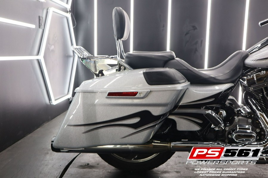 2015 Harley-Davidson CVO™ Street Glide®