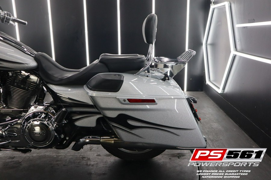 2015 Harley-Davidson CVO™ Street Glide®
