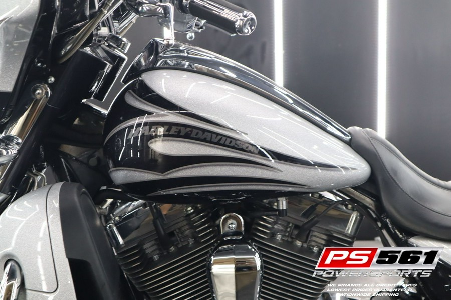 2015 Harley-Davidson CVO™ Street Glide®
