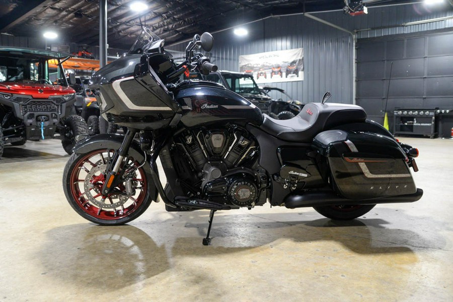 2024 Indian Motorcycle Challenger® Elite