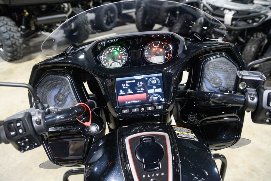 2024 Indian Motorcycle Challenger® Elite