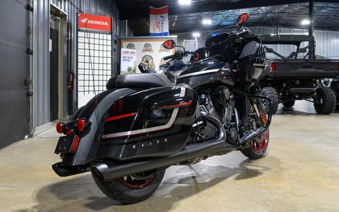 2024 Indian Motorcycle Challenger® Elite