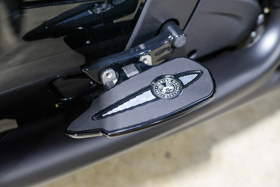 2024 Indian Motorcycle Challenger® Elite
