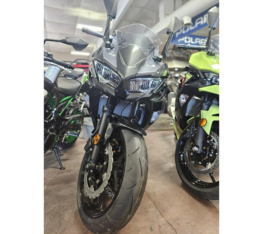 2026 Kawasaki Ninja® 650 Base