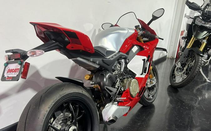 2024 Ducati Panigale V4 R Livery