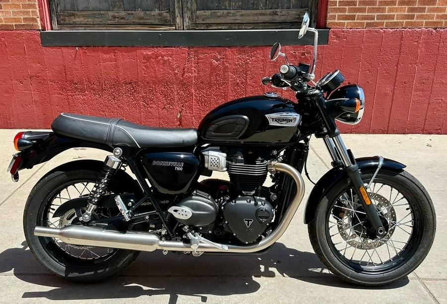 2022 Triumph Bonneville T100 Jet Black