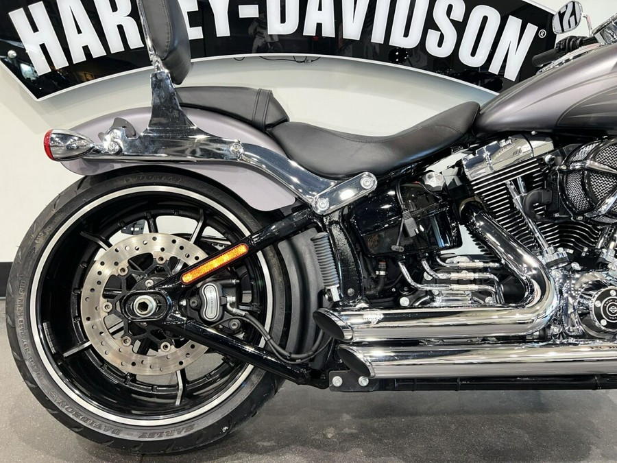 2016 Harley-Davidson Breakout