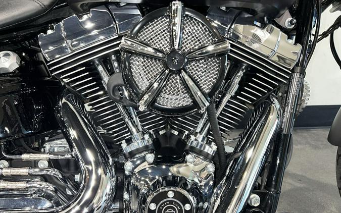 2016 Harley-Davidson Breakout