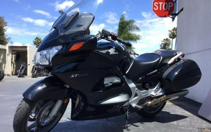2012 Honda ST1300 ABS™