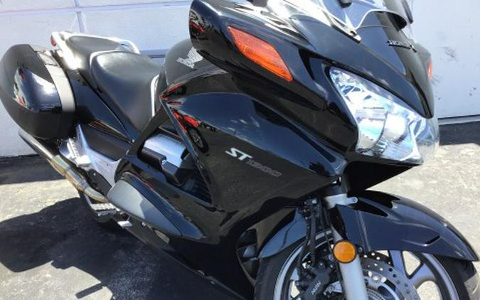 2012 Honda ST1300 ABS™