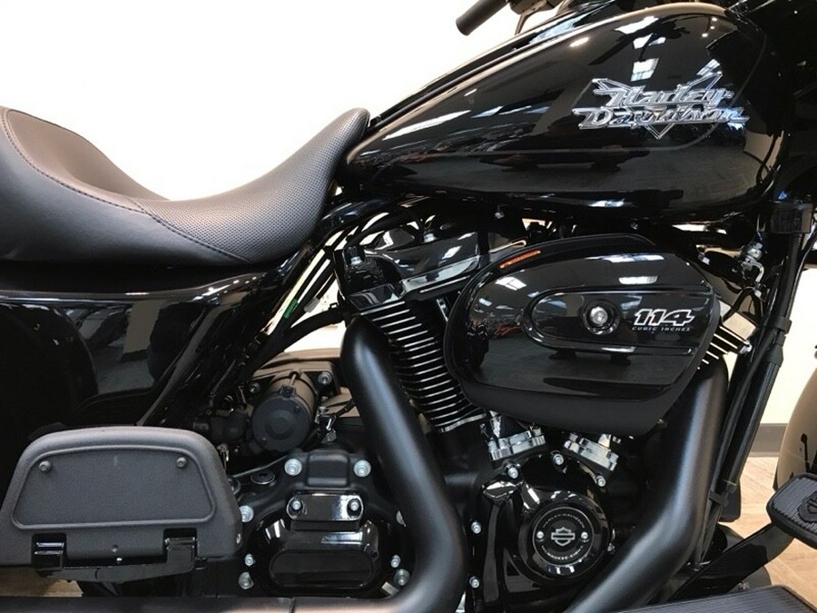 2024 Harley-Davidson Road Glide 3 Vivid Black FLTRT