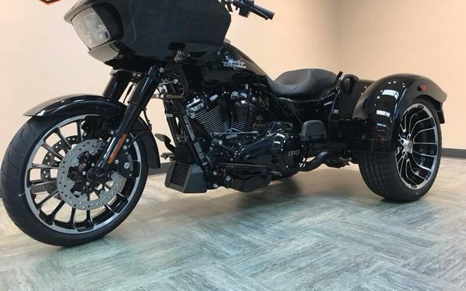 2024 Harley-Davidson Road Glide 3 Vivid Black FLTRT