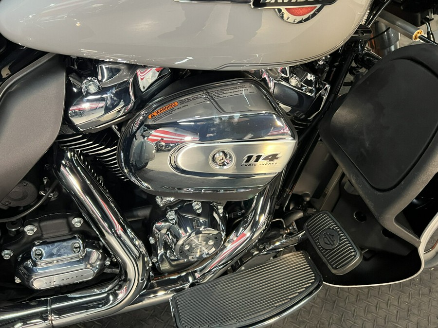 FLHTCUTG 2024 Tri Glide Ultra