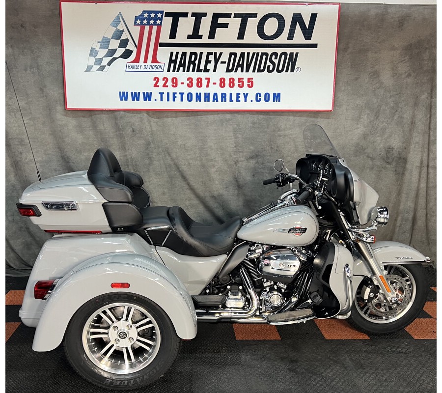 FLHTCUTG 2024 Tri Glide Ultra