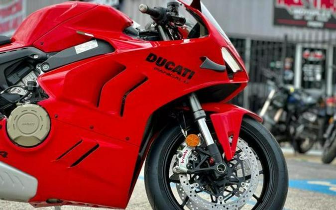 2023 Ducati Panigale V4