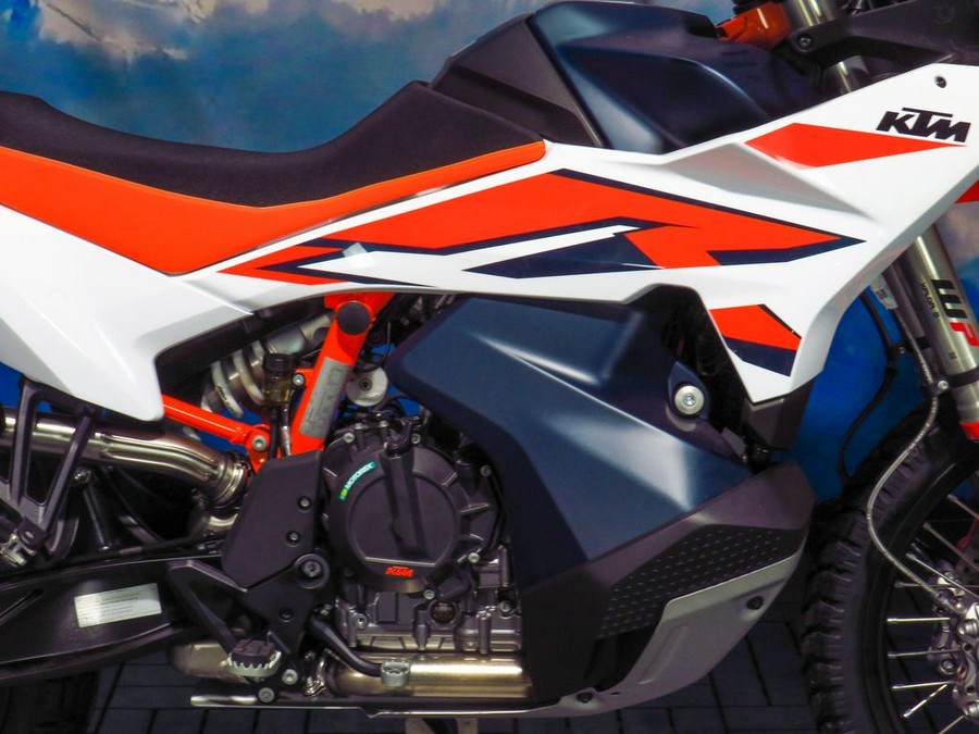 2024 KTM 890 Adventure R