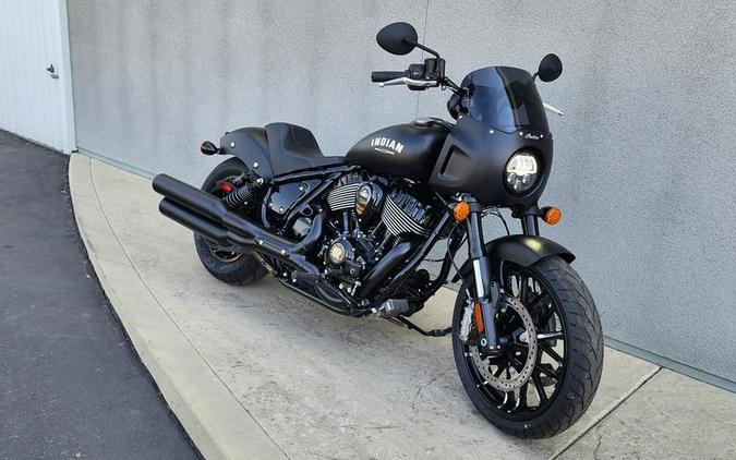 2024 Indian Motorcycle® Sport Chief Black Smoke