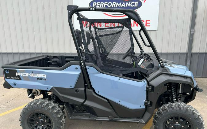 2024 Honda Pioneer 1000 Deluxe