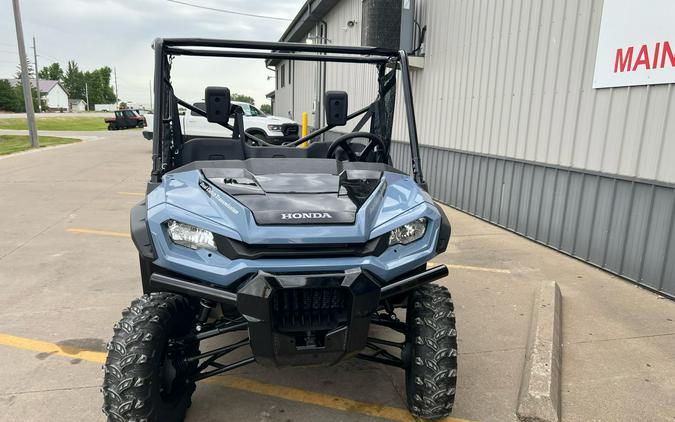 2024 Honda Pioneer 1000 Deluxe