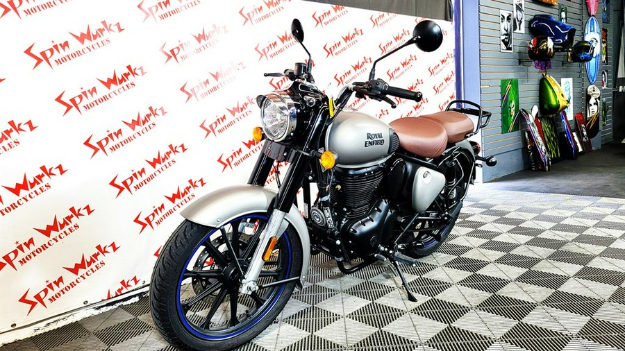 2023 Royal Enfield Classic 350 Dark