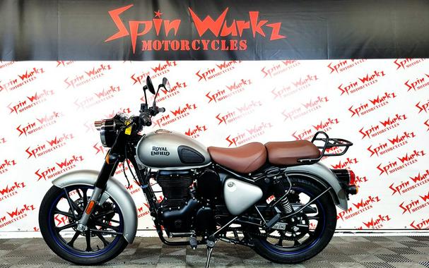 2023 Royal Enfield Classic 350 Dark