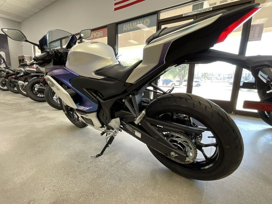 2025 Yamaha YZF-R3