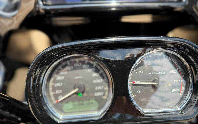 2020 Harley-Davidson® Road Glide® Special Zephyr Blue/Black Sunglo