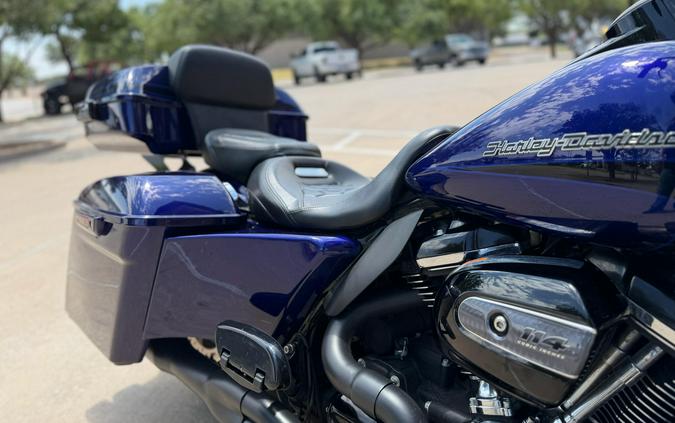 2020 Harley-Davidson® Road Glide® Special Zephyr Blue/Black Sunglo