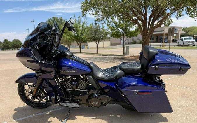 2020 Harley-Davidson® Road Glide® Special Zephyr Blue/Black Sunglo