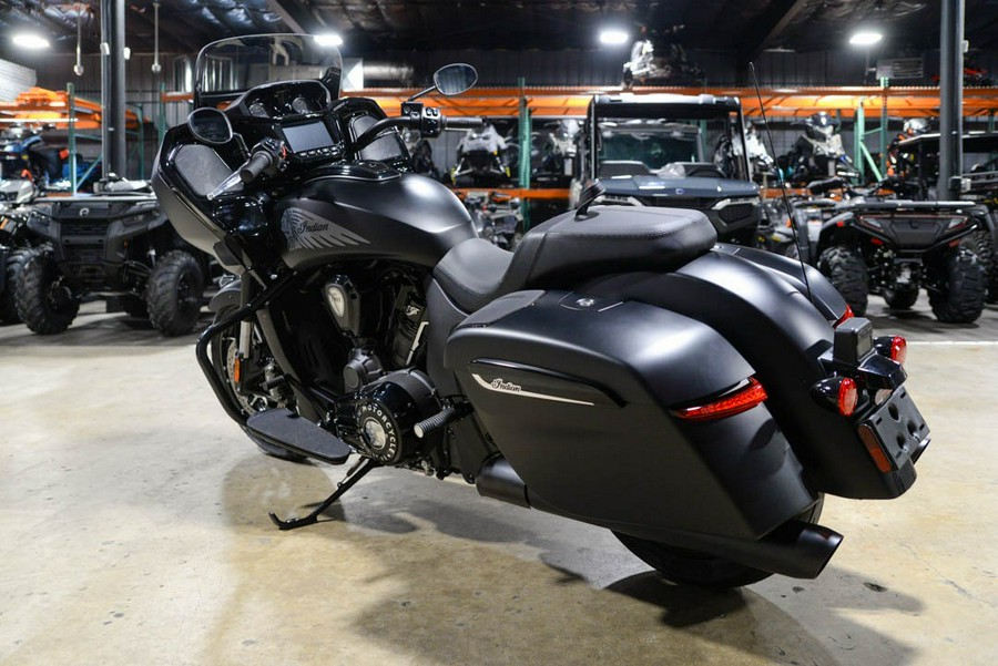 2025 Indian Motorcycle Challenger® Dark Horse® with PowerBand Audio Package