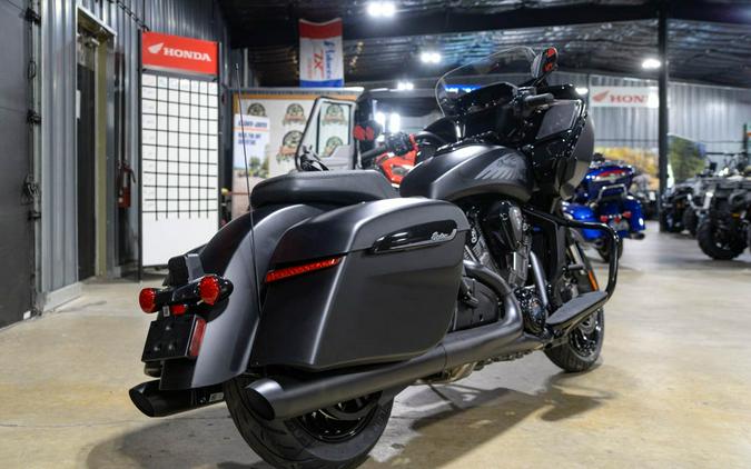 2025 Indian Motorcycle Challenger® Dark Horse® with PowerBand Audio Package