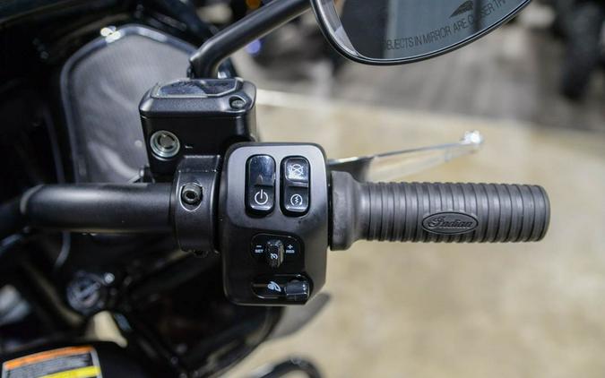 2025 Indian Motorcycle Challenger® Dark Horse® with PowerBand Audio Package