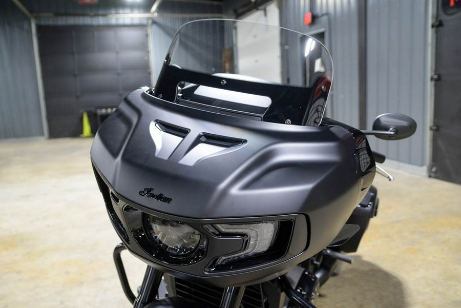 2025 Indian Motorcycle Challenger® Dark Horse® with PowerBand Audio Package