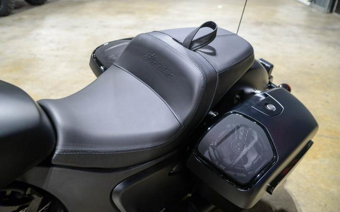 2025 Indian Motorcycle Challenger® Dark Horse® with PowerBand Audio Package