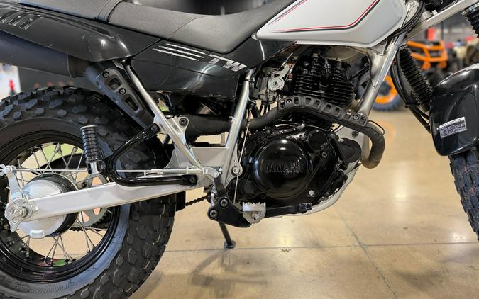 2027 Yamaha TW200