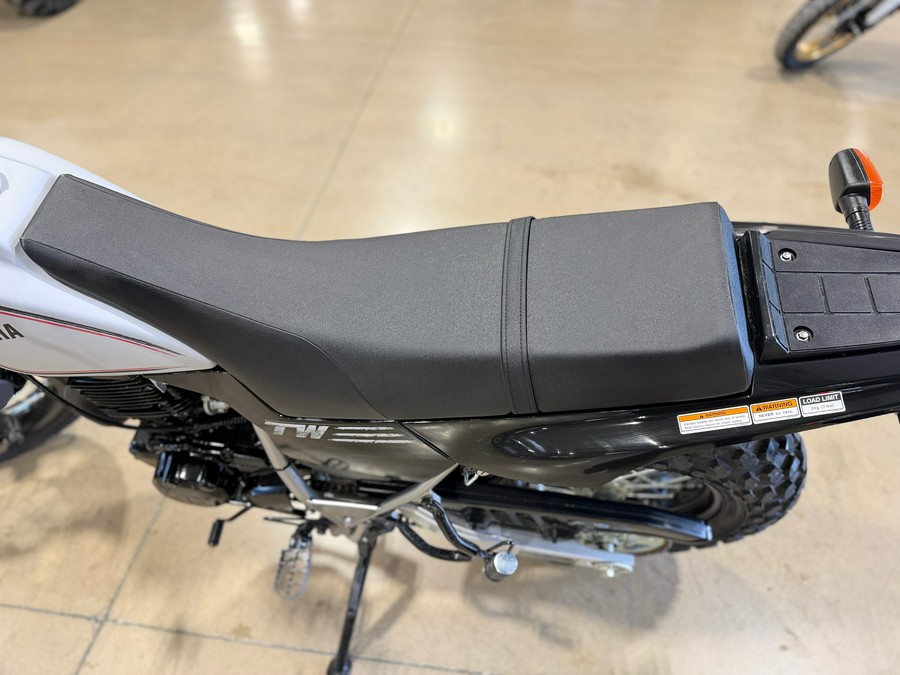 2027 Yamaha TW200